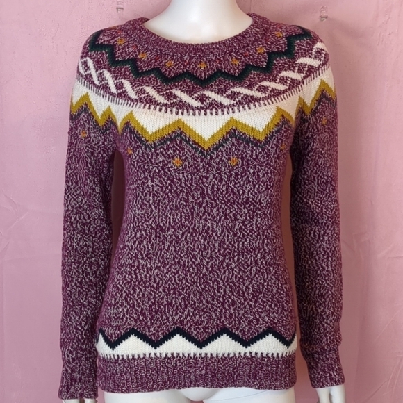 Old Navy Sweaters - Old Navy Purple Fair Isle Print Crew Neck Pullover Winter Sweater size Small